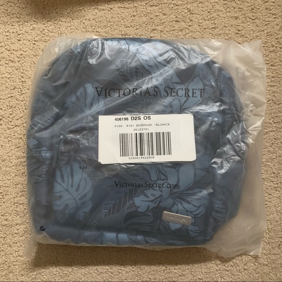 🆕 VS PINK Ripstop Mini Backpack - Picture 3 of 4